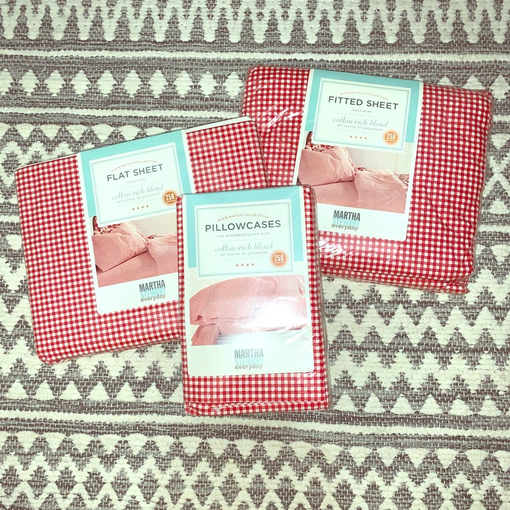 Martha Stewart Red Gingham Twin Sheet Set